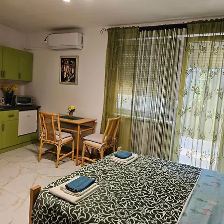 Royal Apartment